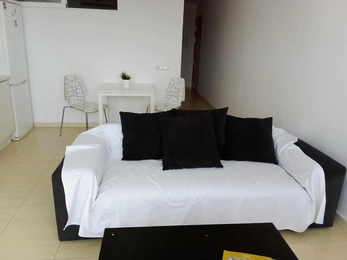 Daire Apartamento De 1 Dormitorio En Calle Vela Benalmádena