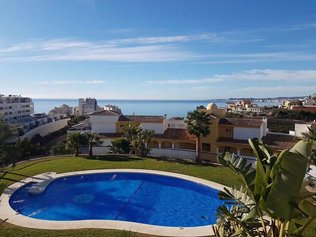 Apartamento De 1 Dormitorio En Calle Vela Benalmadena Apartment