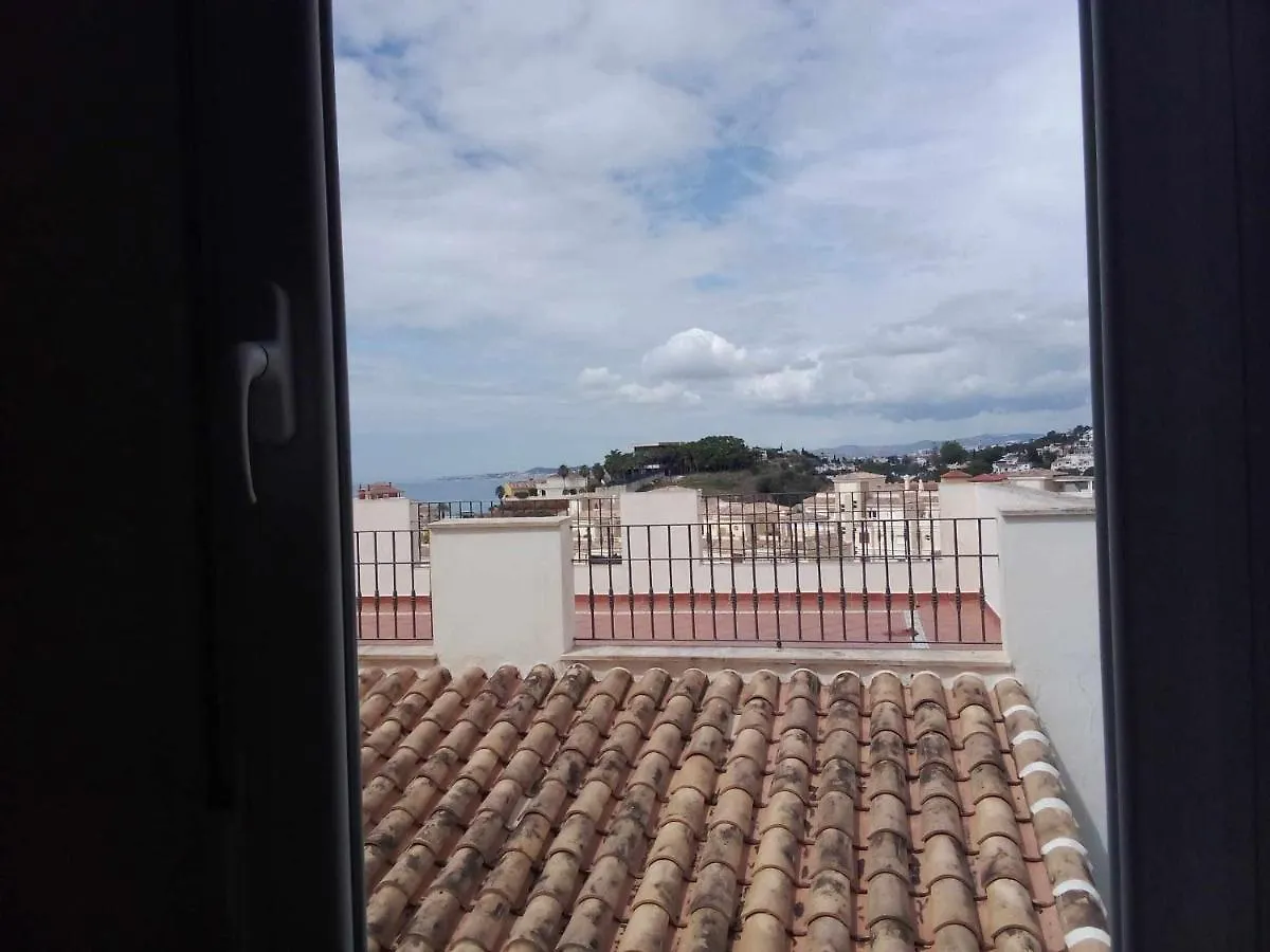 Apartamento De 1 Dormitorio En Calle Vela Benalmádena 0*,