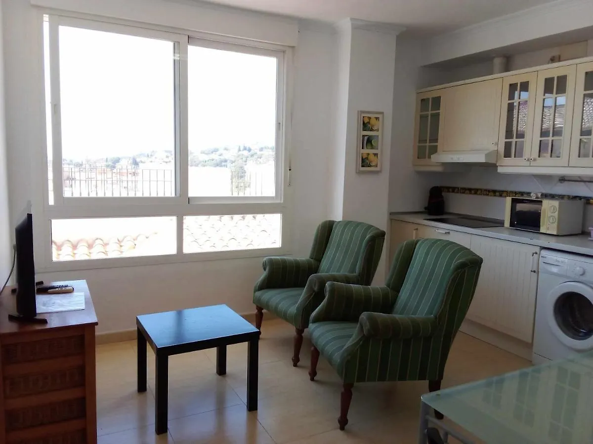 Apartamento De 1 Dormitorio En Calle Vela Benalmádena 0*,  Espagne
