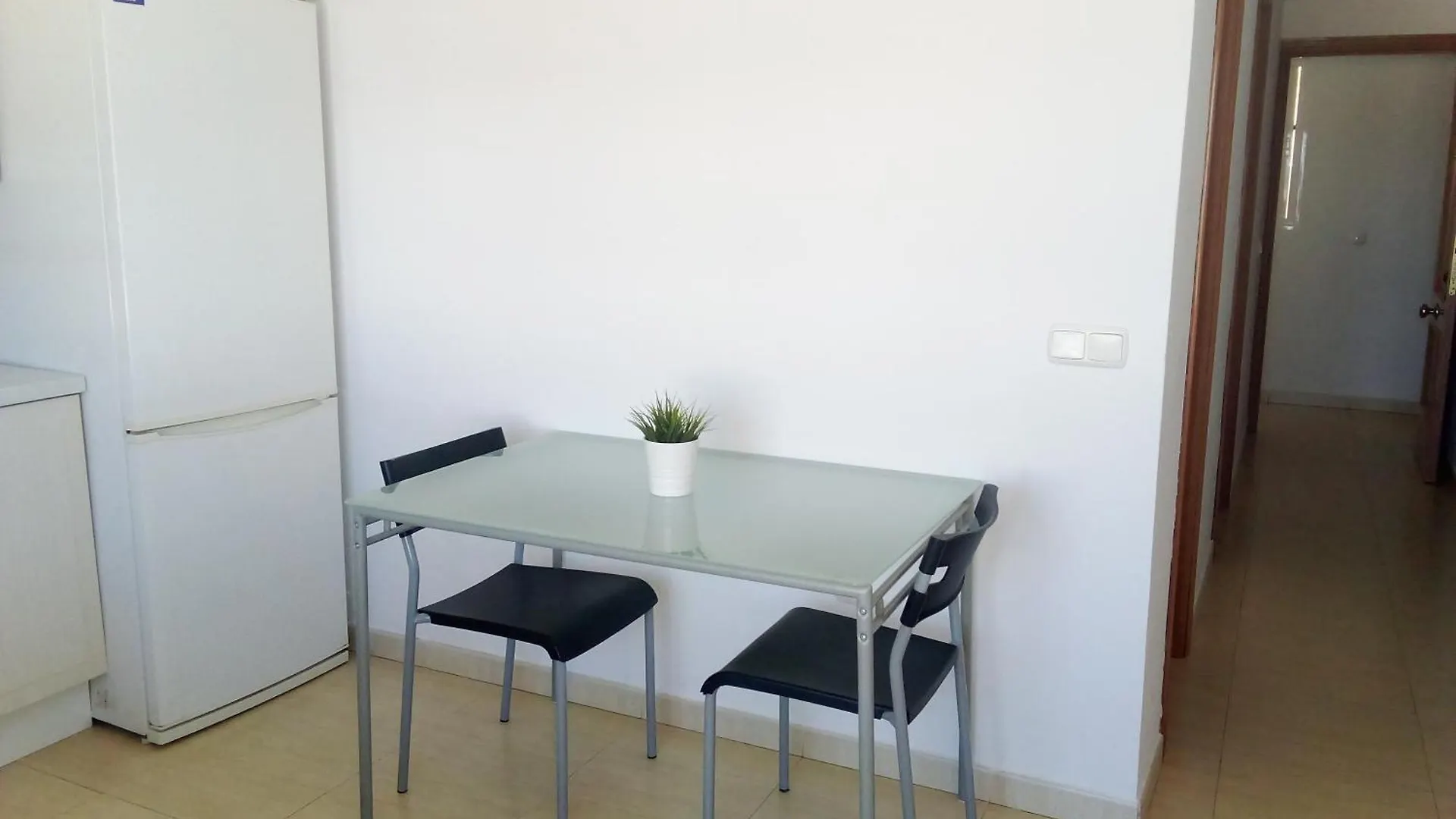 Apartamento De 1 Dormitorio En Calle Vela Benalmadena Apartment